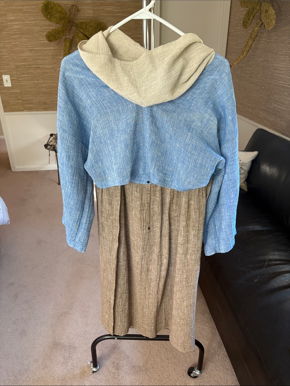 Relaxed Hooded Two-Tone Linen-Blend Dress in Blue and Brown